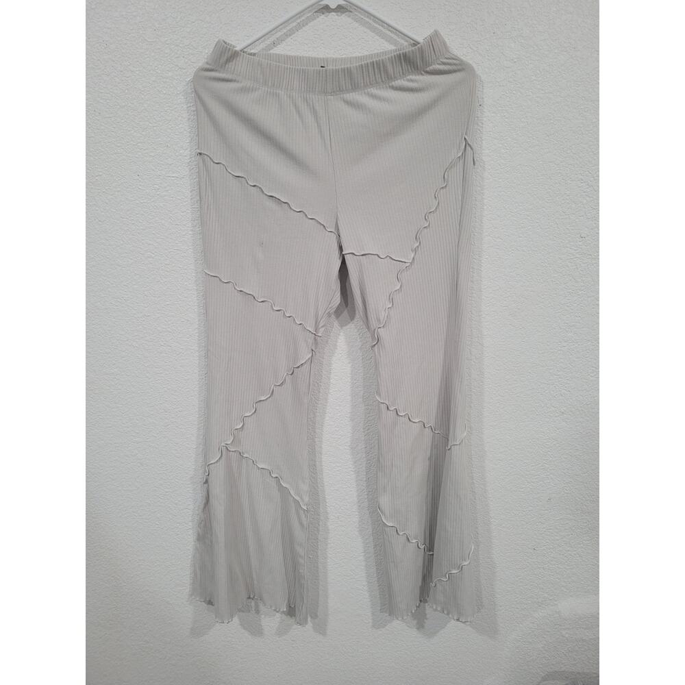 Wild Fable Women's Ribbed Light Gray Flare Leggings size medium #P